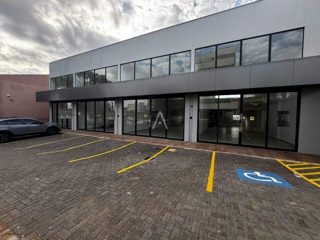 Sala para locação no centro de Cascavel Pr - Foto 2