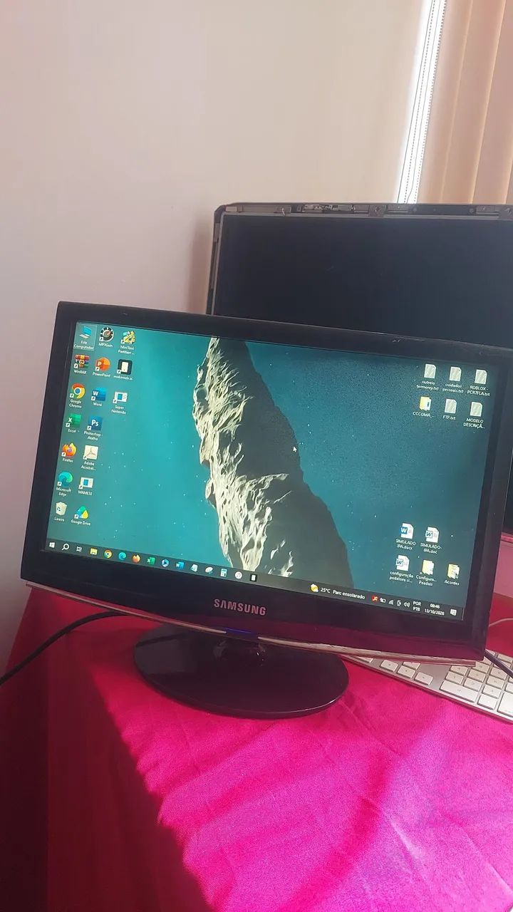 Monitor Samsung SyncMaster 933SN Plus 18,5" LCD Widescreen Bivolt com cabo de força vga - Foto 2