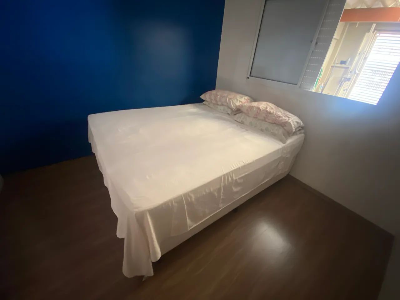 Cama queen e colchão Probel