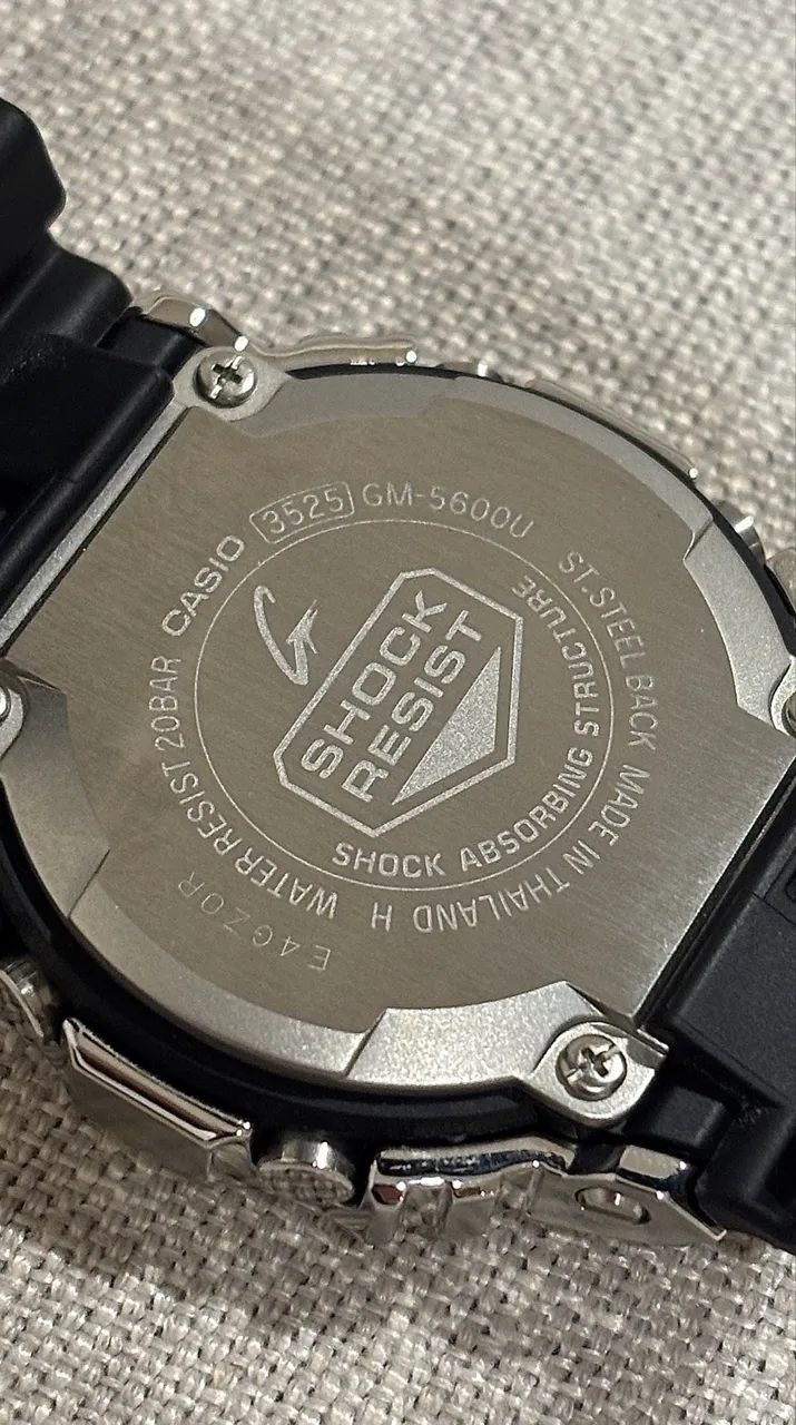 Casio G-Shock GM5600 GM5600U1DR - Foto 4