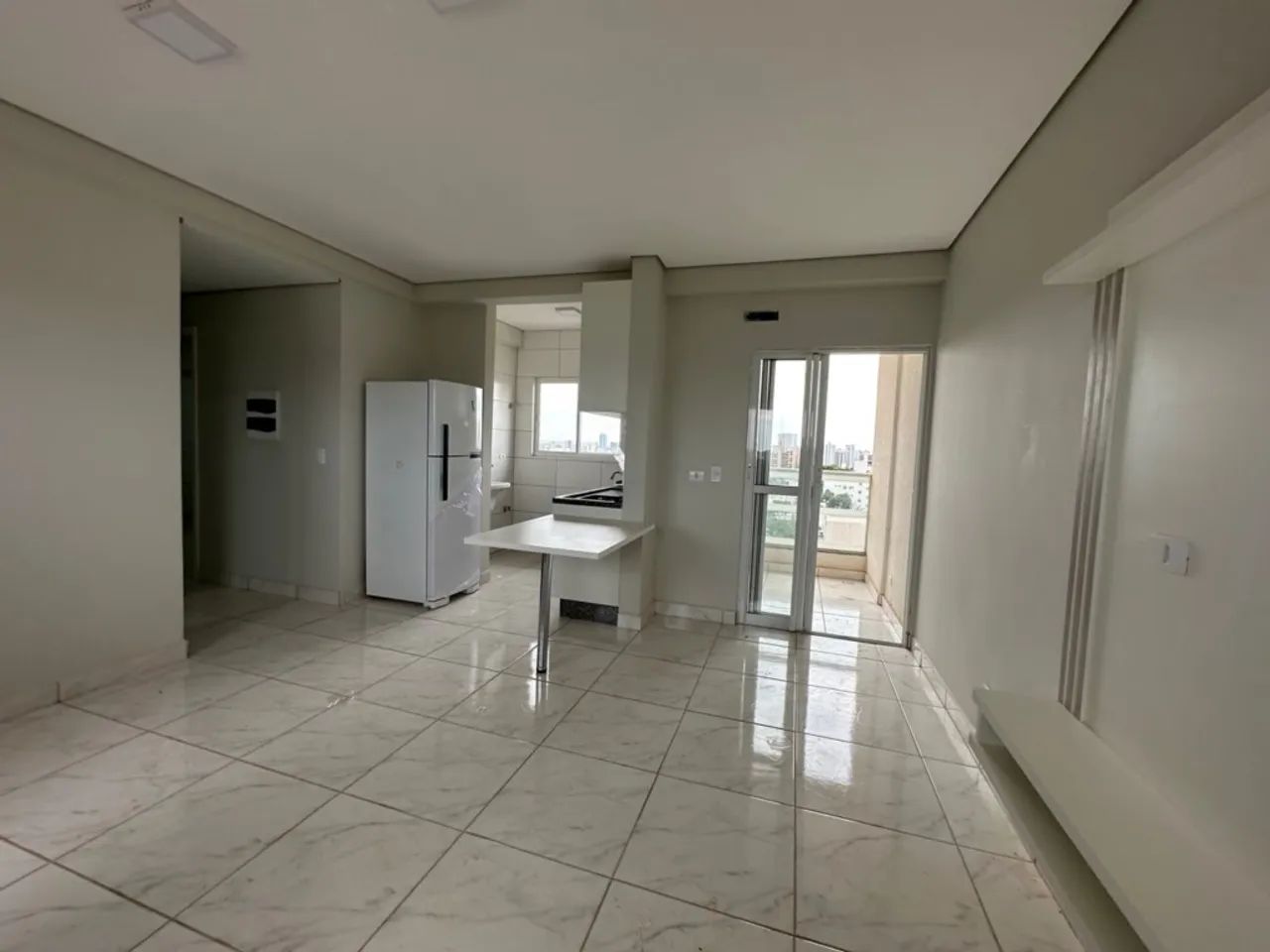 Apartamento com 2 Quartos, 63 m² e 1 Vaga na Zona 05 - Maringá/PR - Foto 4