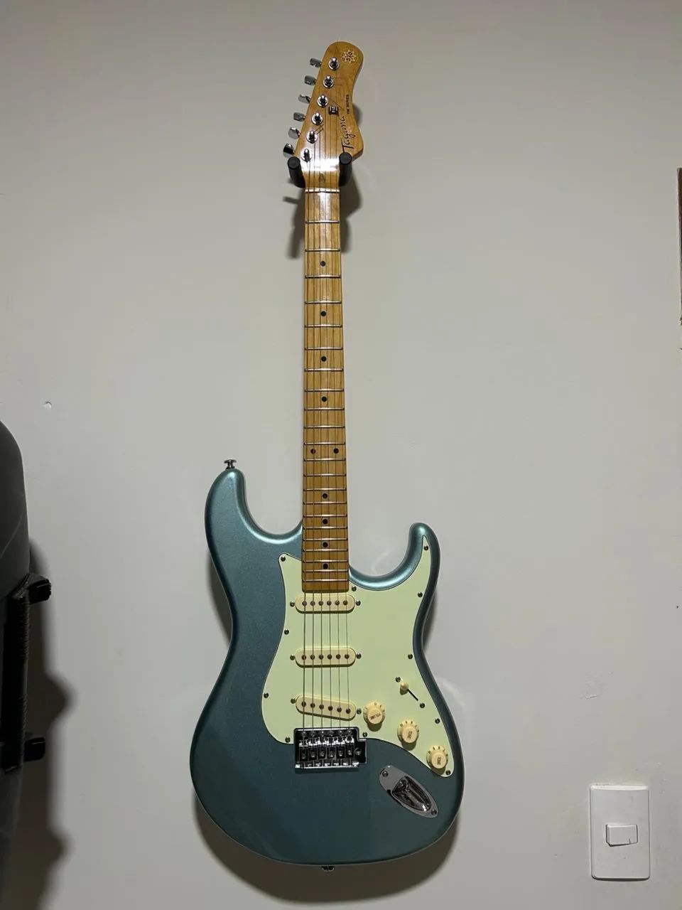 Guitarra Tagima 