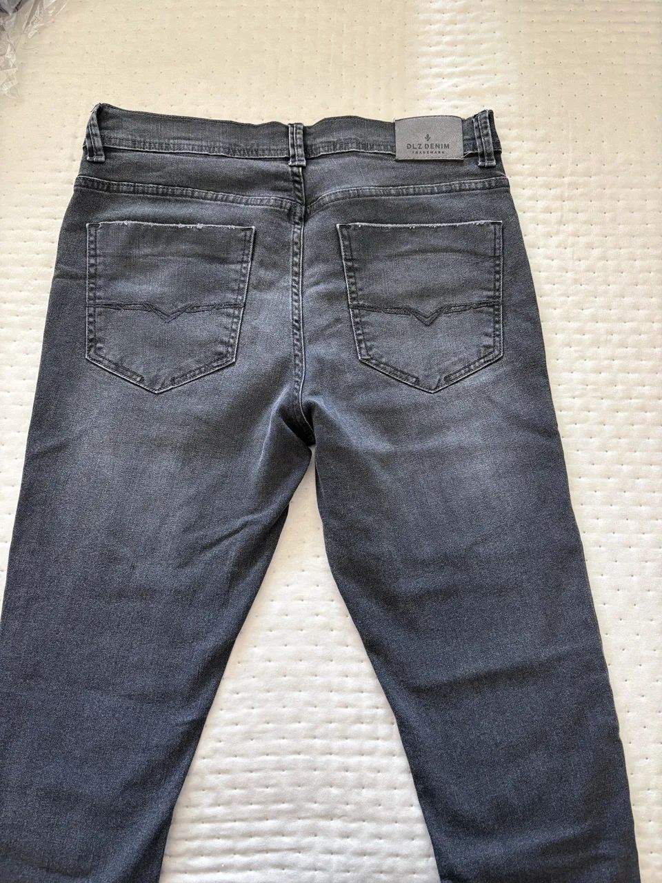 Calça jeans preta DLZ tamanho 38 - Foto 2