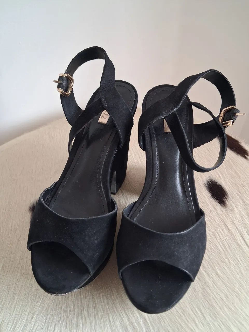 Sandália plataforma Schutz - Foto 2