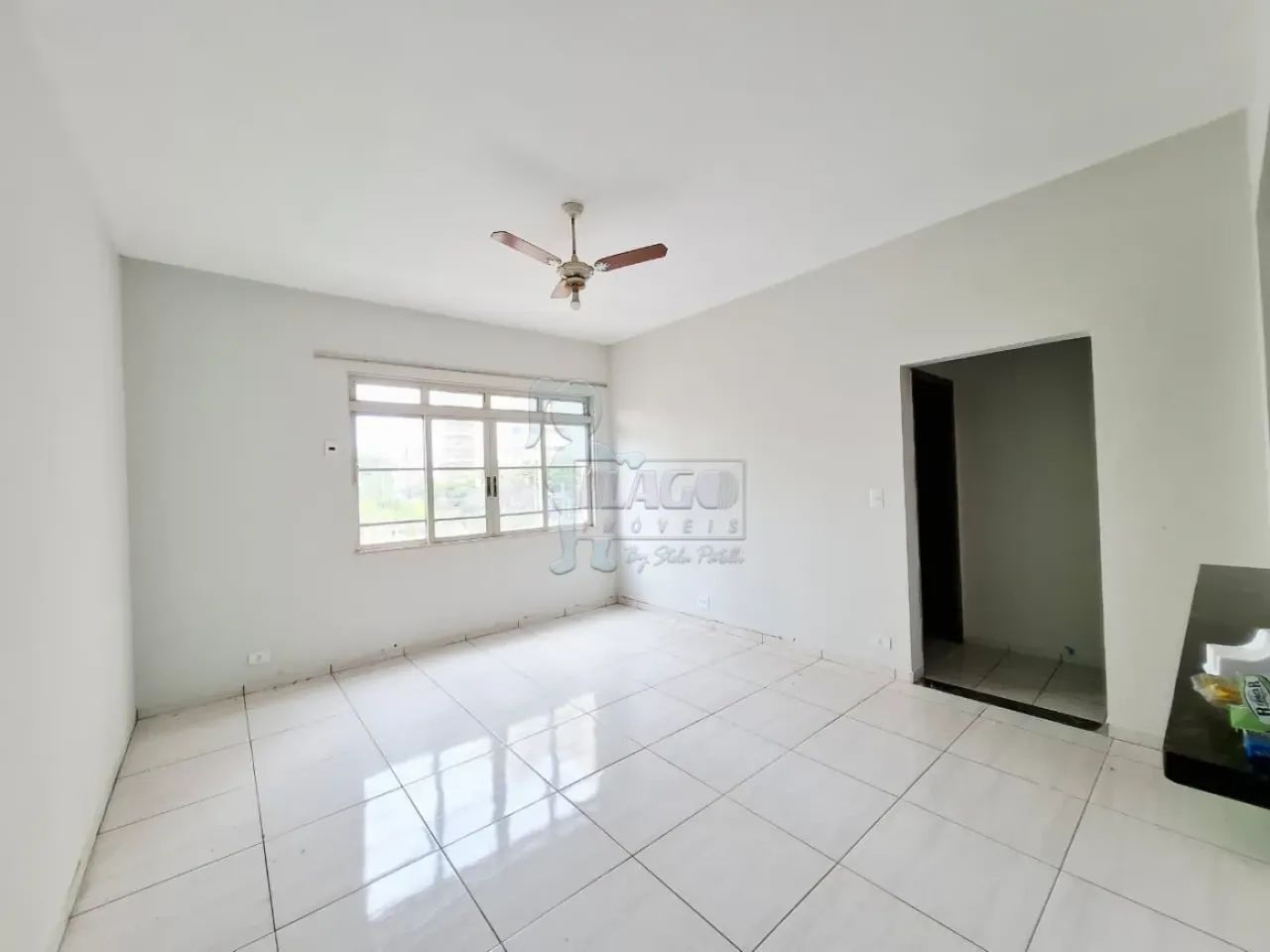 Apartamento de 90m² com 03 quartos para locação - Centro - Foto 2