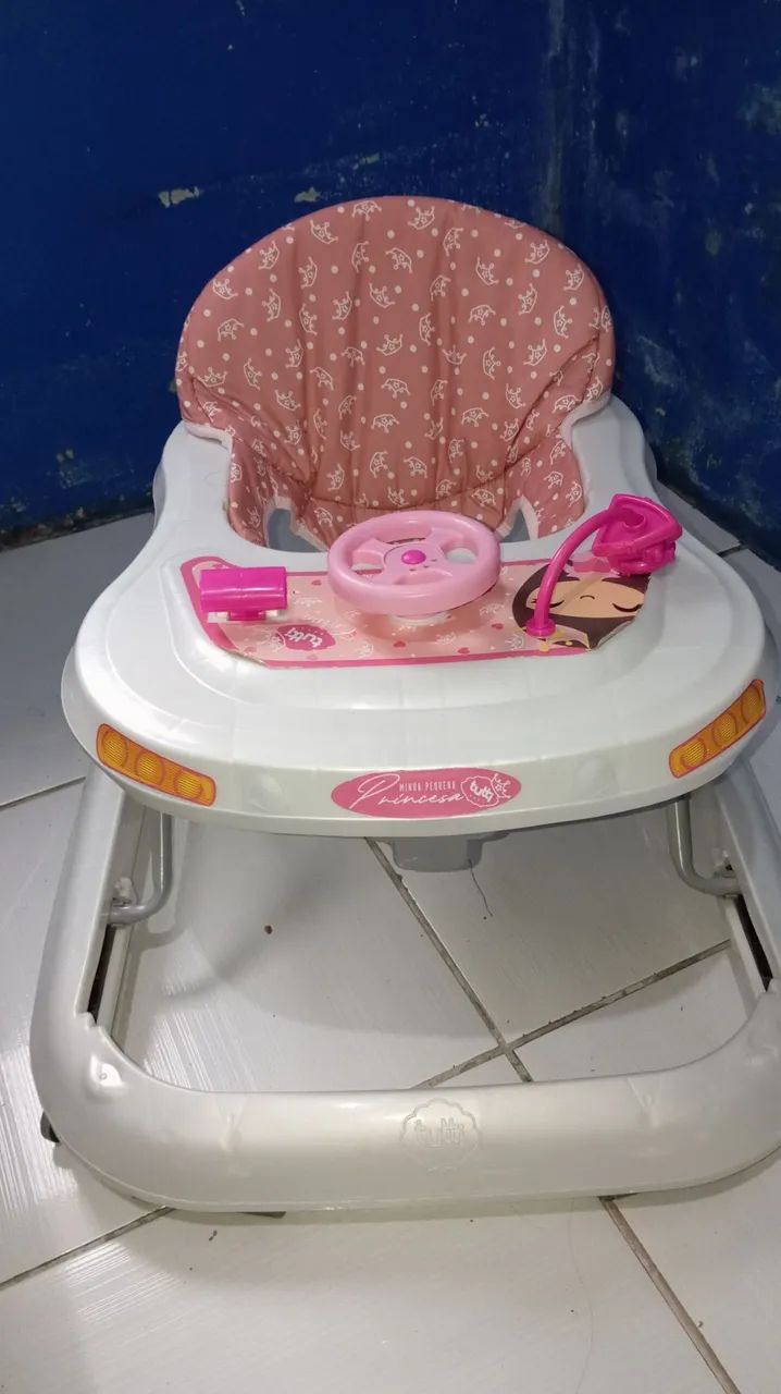 Andador infantil feminino