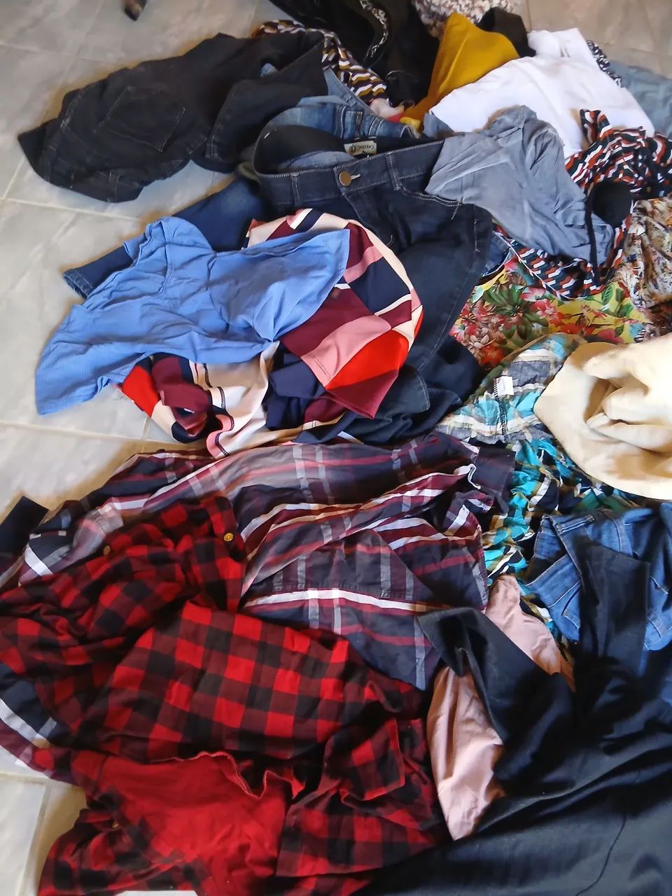 Lote de roupas/ feminina  - Foto 2