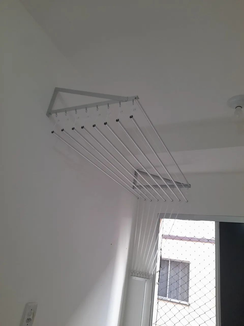 Varal de parede 8 varetas 100% aluminio 