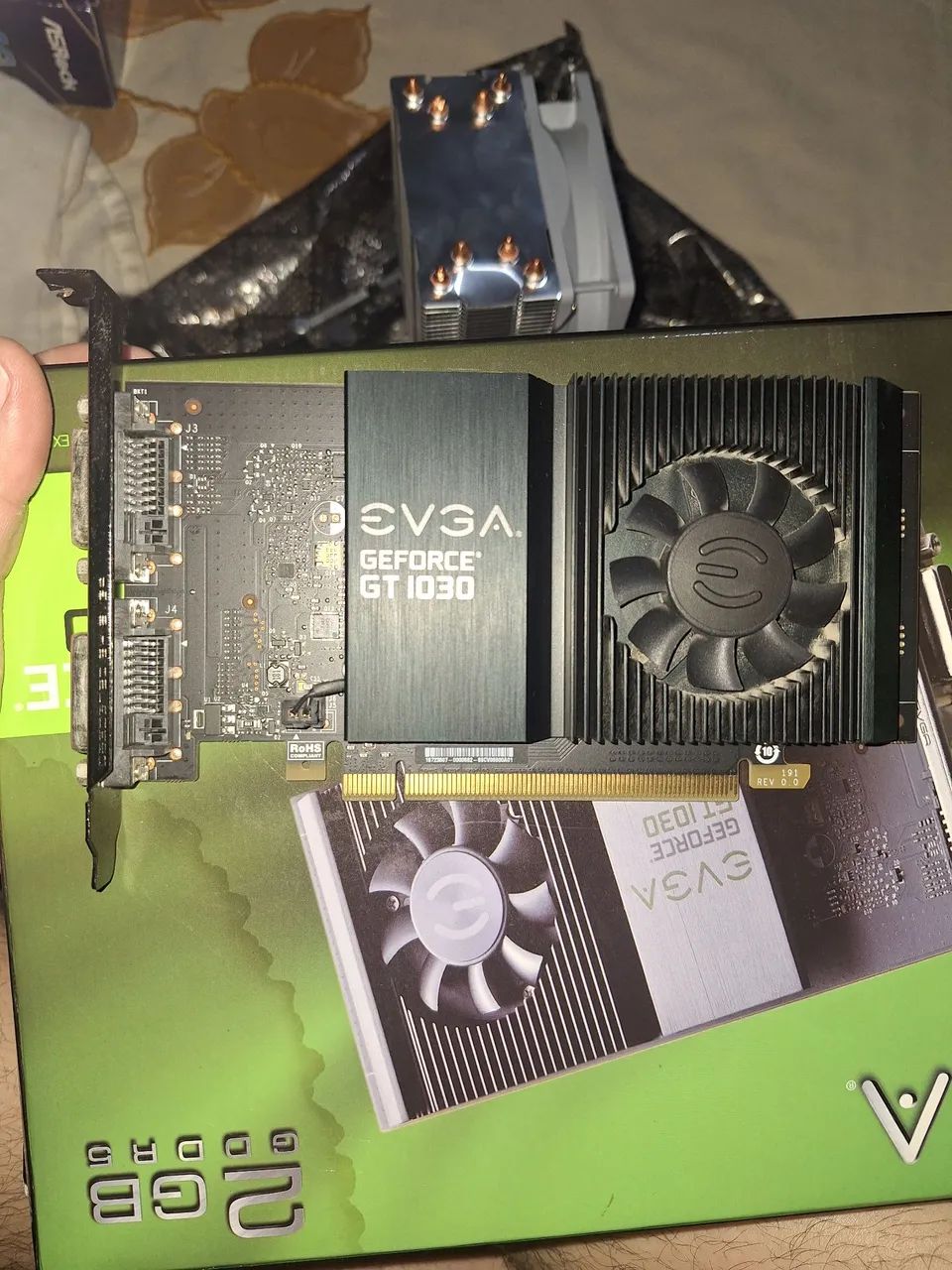 I3 10100F, Placa mae e placa de video  - Foto 3