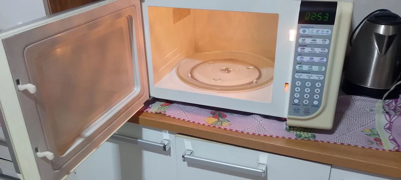 Microondas Electrolux 31 litros  - Foto 4