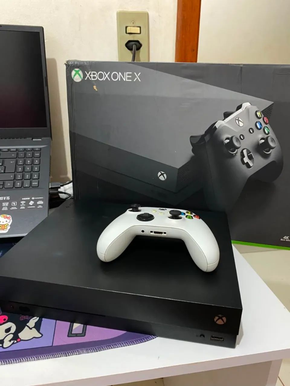 Xbox One X Com Caixa e 1 Controle - Foto 3