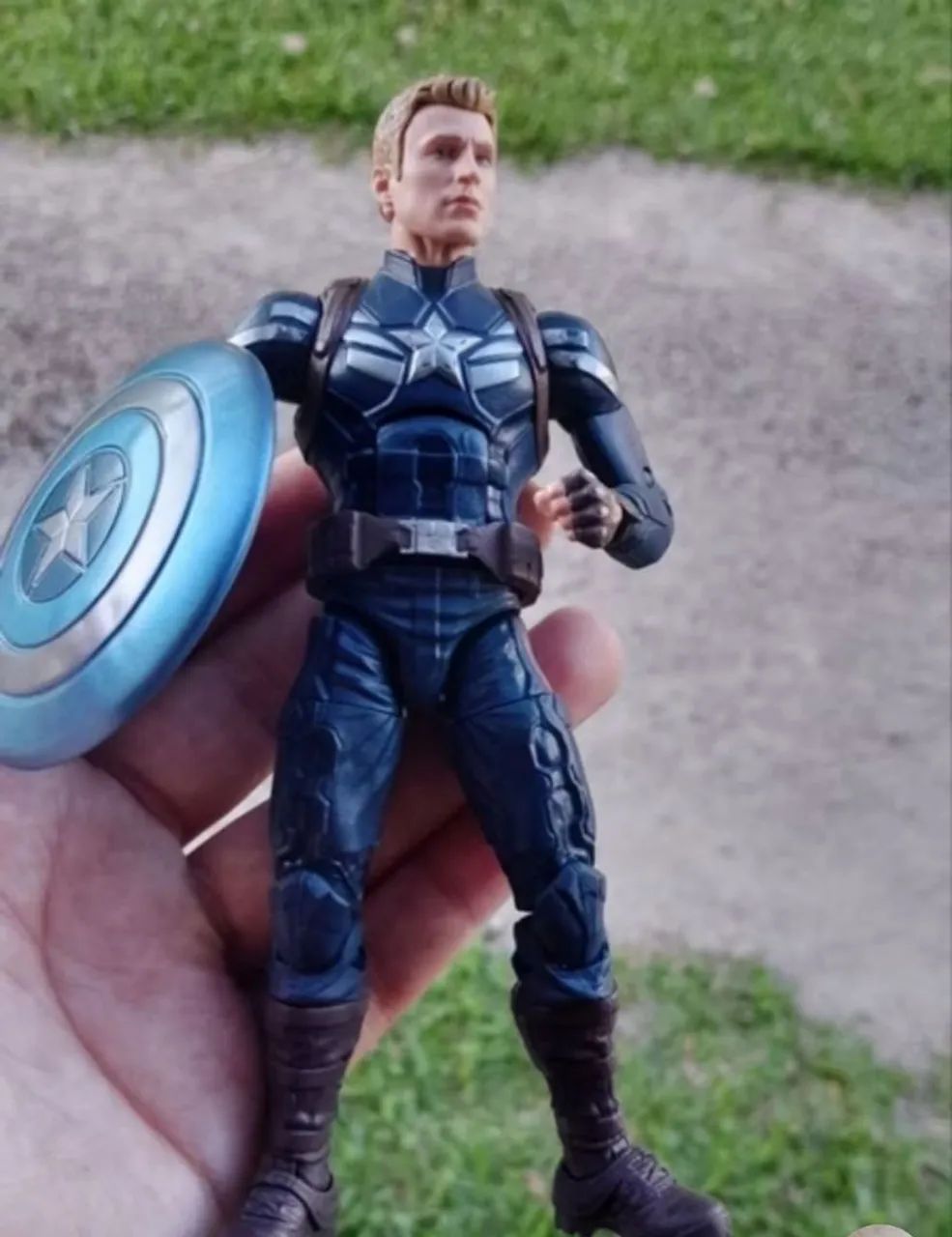 Capitão América completo: O Infinito Marvel legends - Foto 2