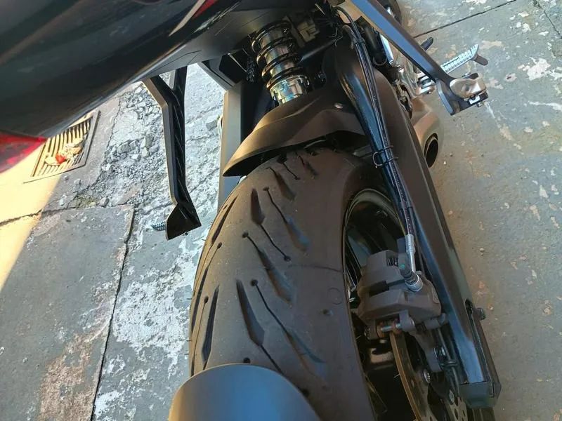 TRIUMPH TRIDENT 660 2025 - Foto 2
