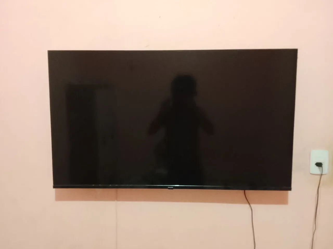 Tv Philips 42 polegadas semi nova  - Foto 2