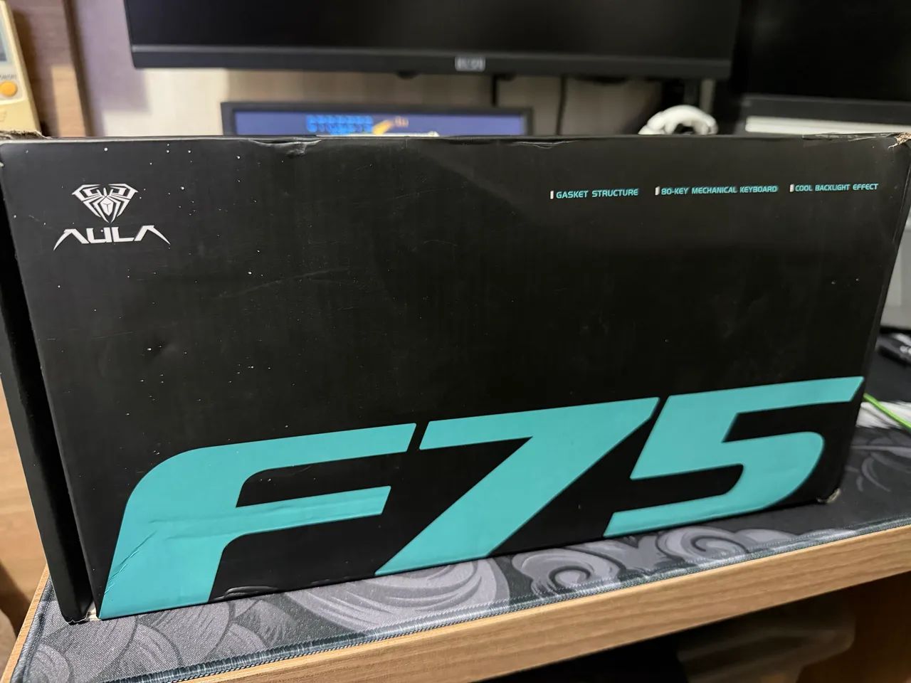Teclado Aula F75