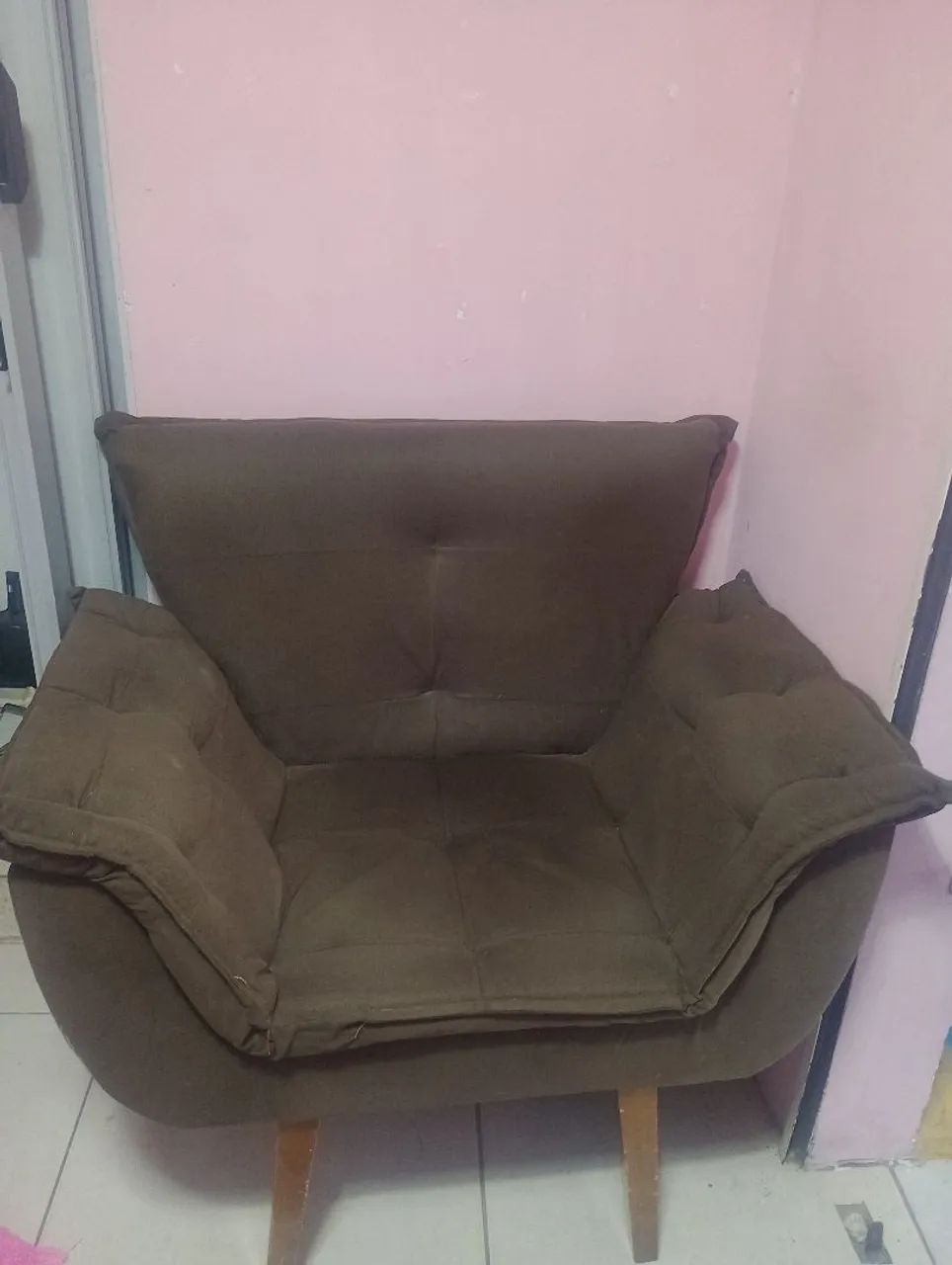 Vendo poltrona semi nova 250