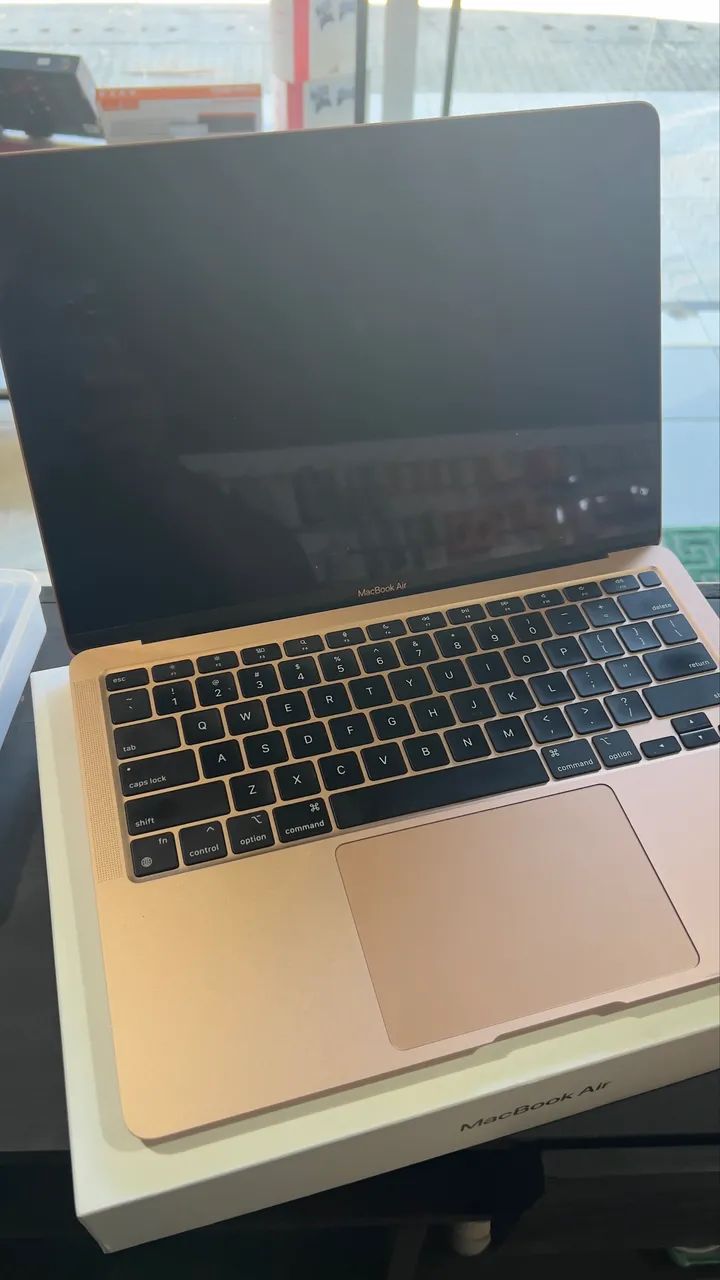 MacBook Air M1 8GB 256GB ゴールド Macbook Air M1 8GB, 256GB SSD, Tela 13.3