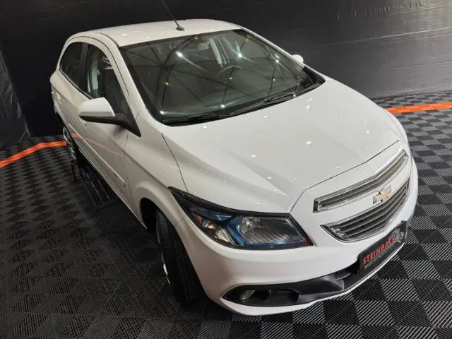 GM Chevrolet Onix LT 1.4 Automático 2014/2015 - Foto 2