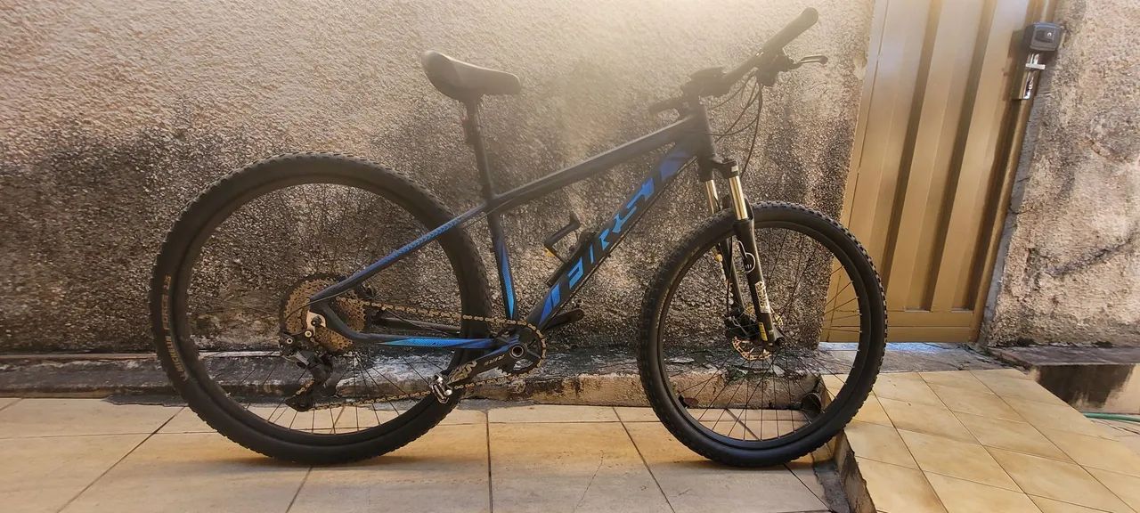 Vende - se bicicleta aro 29  - Foto 3