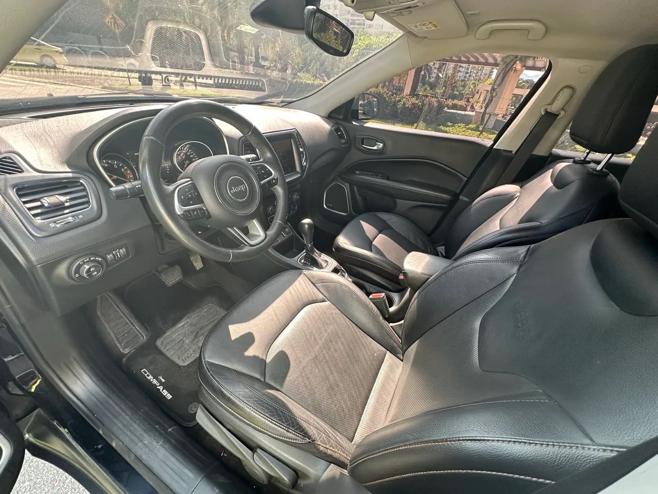 Jeep Compass Longitude 2.0 4X2 Flex 16V Aut. 2017 - Foto 2