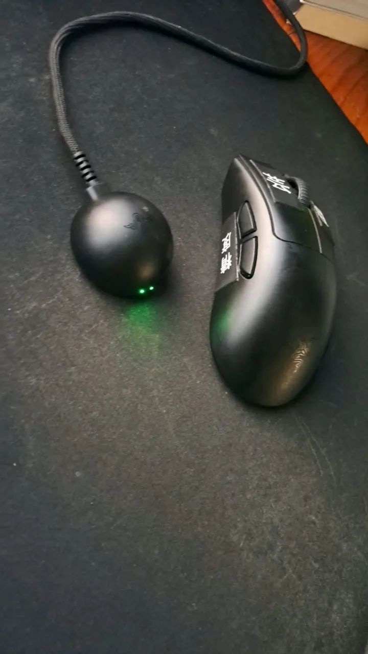 Mouse Razer Deathadder v4 Pro Equipado  - Foto 3