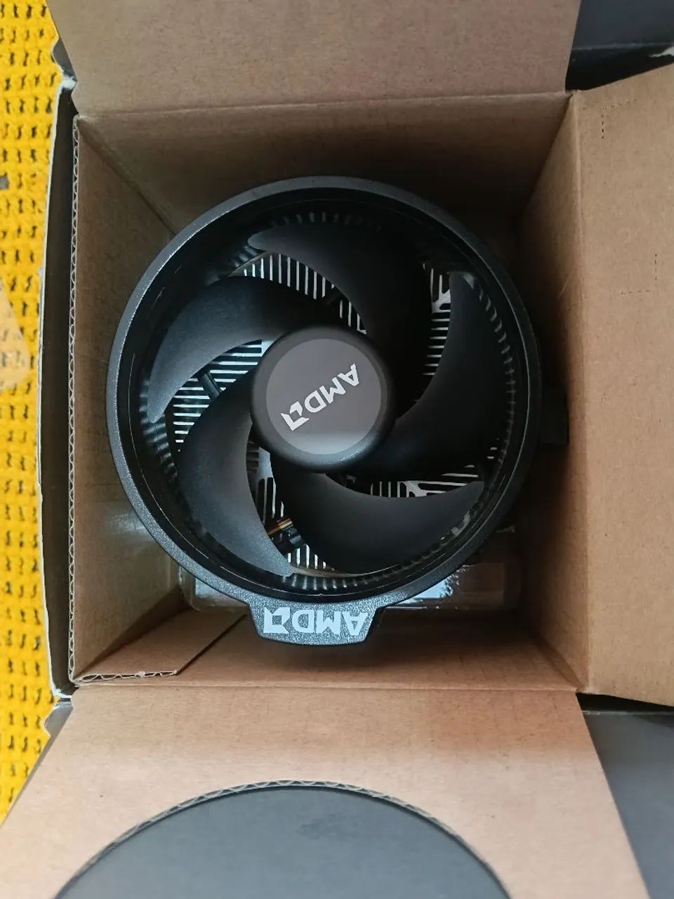 Rysen 7 8700G AM5 - Foto 3