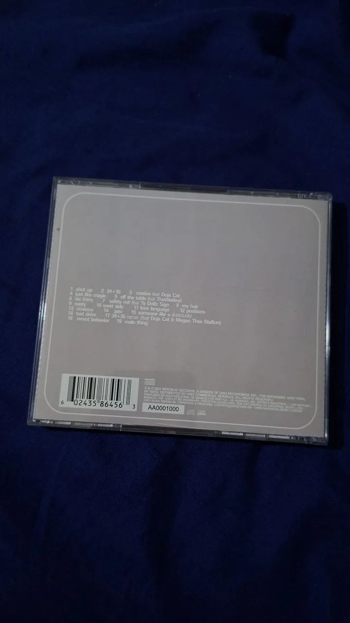 〚新品未開封〛 アリアナグランデ Positions Deluxe CD Box Positions ［Deluxe CD］ [輸入盤][CD] - アリアナ・グランデ