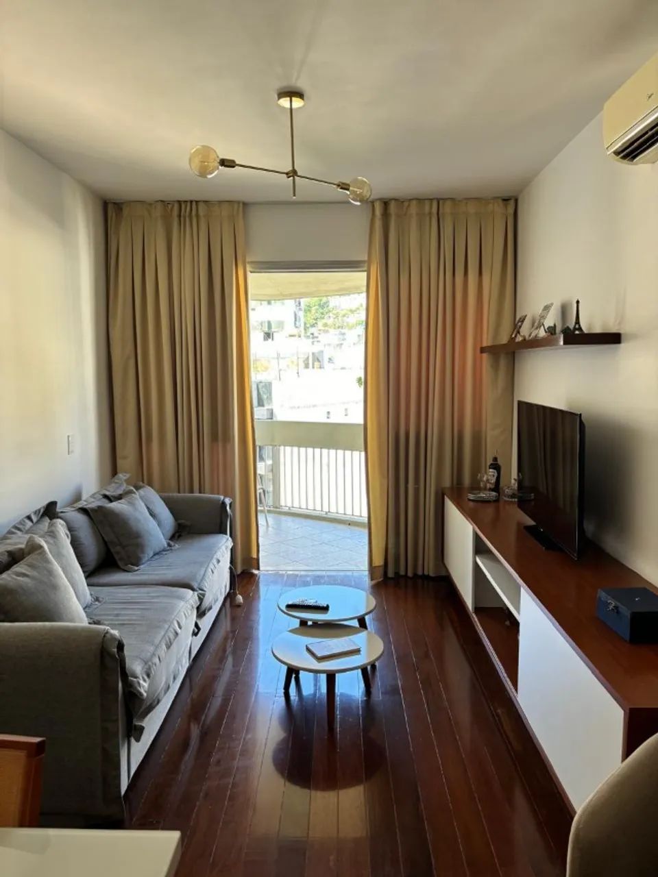 Excelente apartamento 3 qtos, sendo 1 suíte, dependência e duas vagas de garagem. - Foto 5