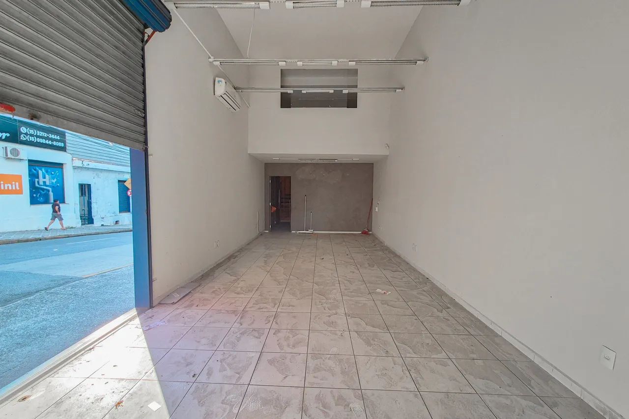 Loja de esquina para locação no Centro de Sorocaba | 85 m² com mezanino