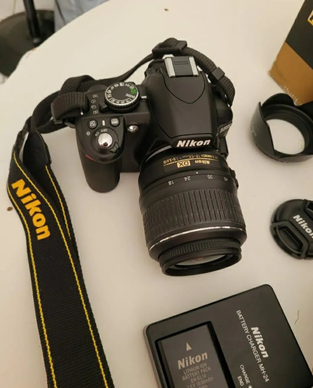 Câmera fotográfica NIKON 3100
