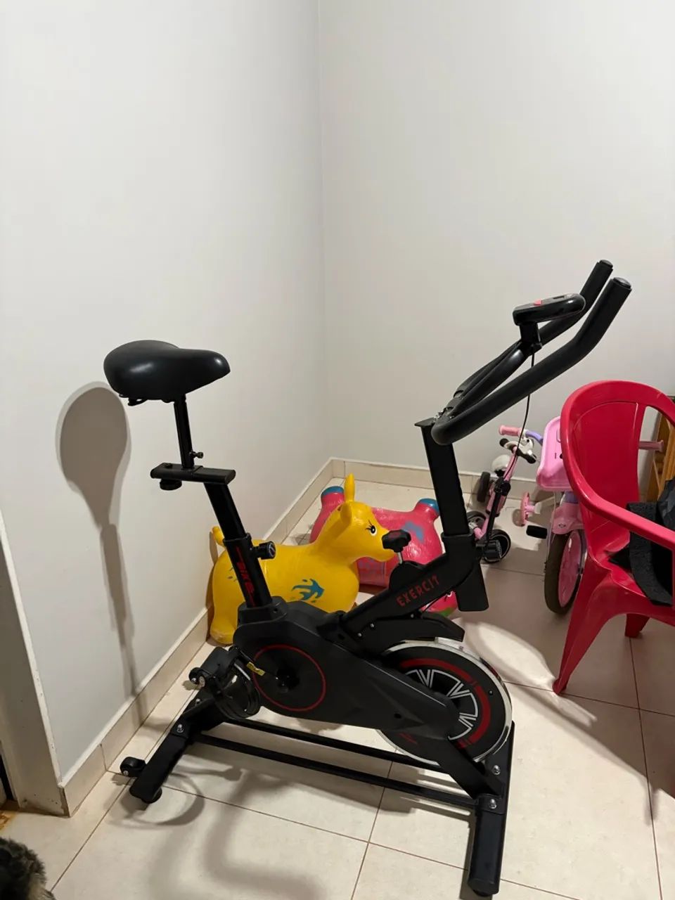 BICICLETA ERGOMÉTRICA  - Foto 2