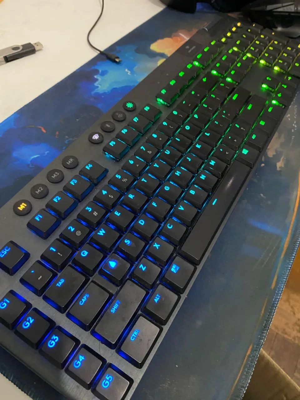 Teclado Gamer Logitech g915 Lightspeed (wireless)