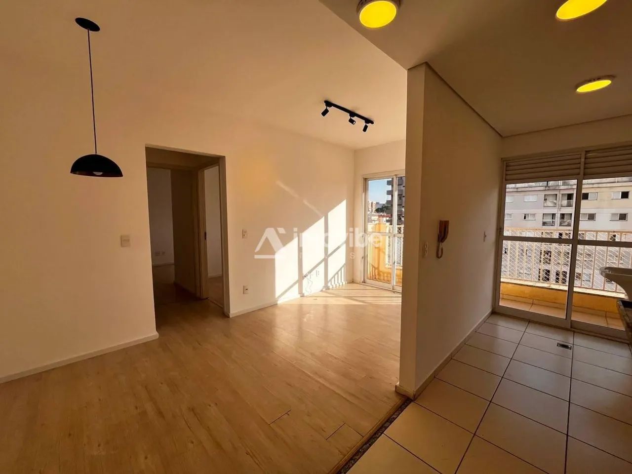 Apartamento com 2 quartos, Suíte e Varanda  Centro - Americana/SP