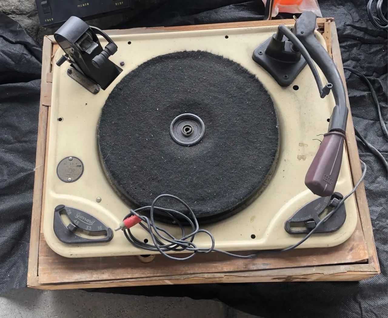Toca discos Garrard 