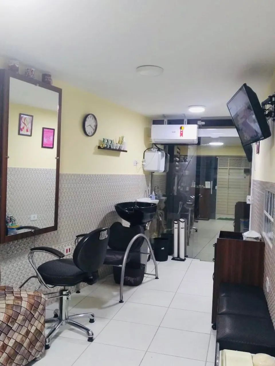 Móveis de salão 