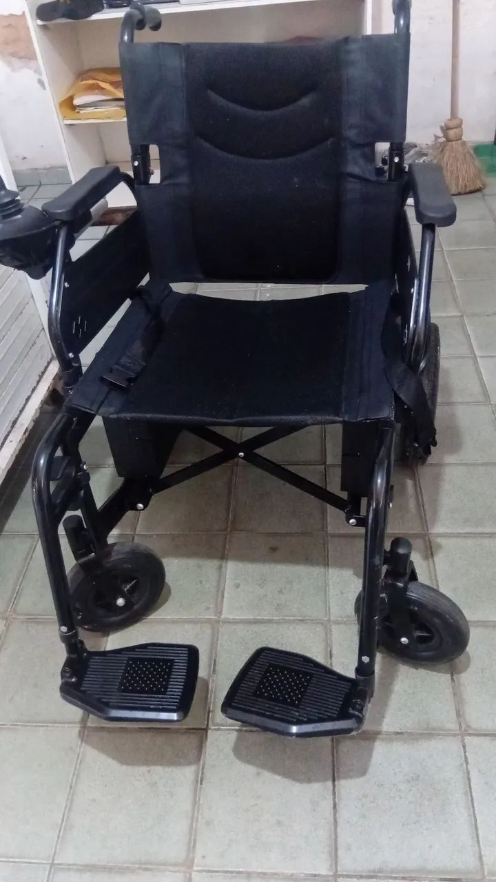 cadeira de rodas elétrica  - Foto 3