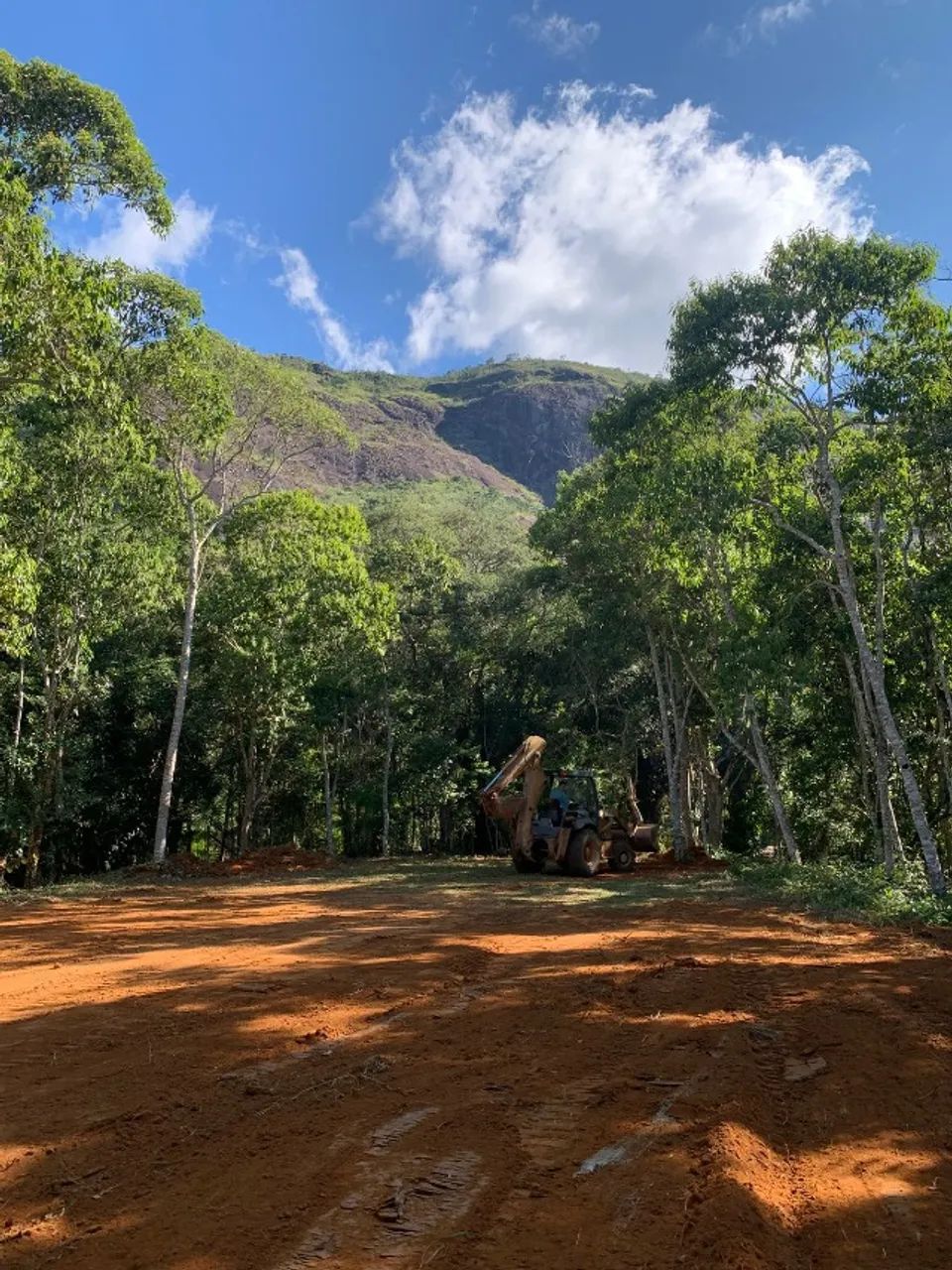 Área de 2700m2 na cidade de TERESOPOLIS - Foto 2