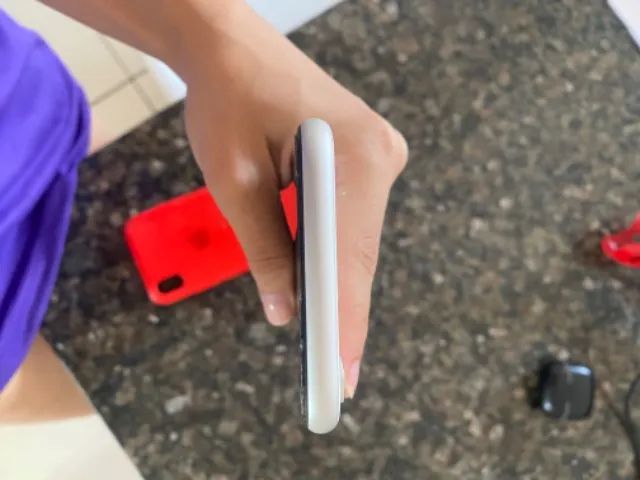 IPHONE XR 128GB - Foto 4