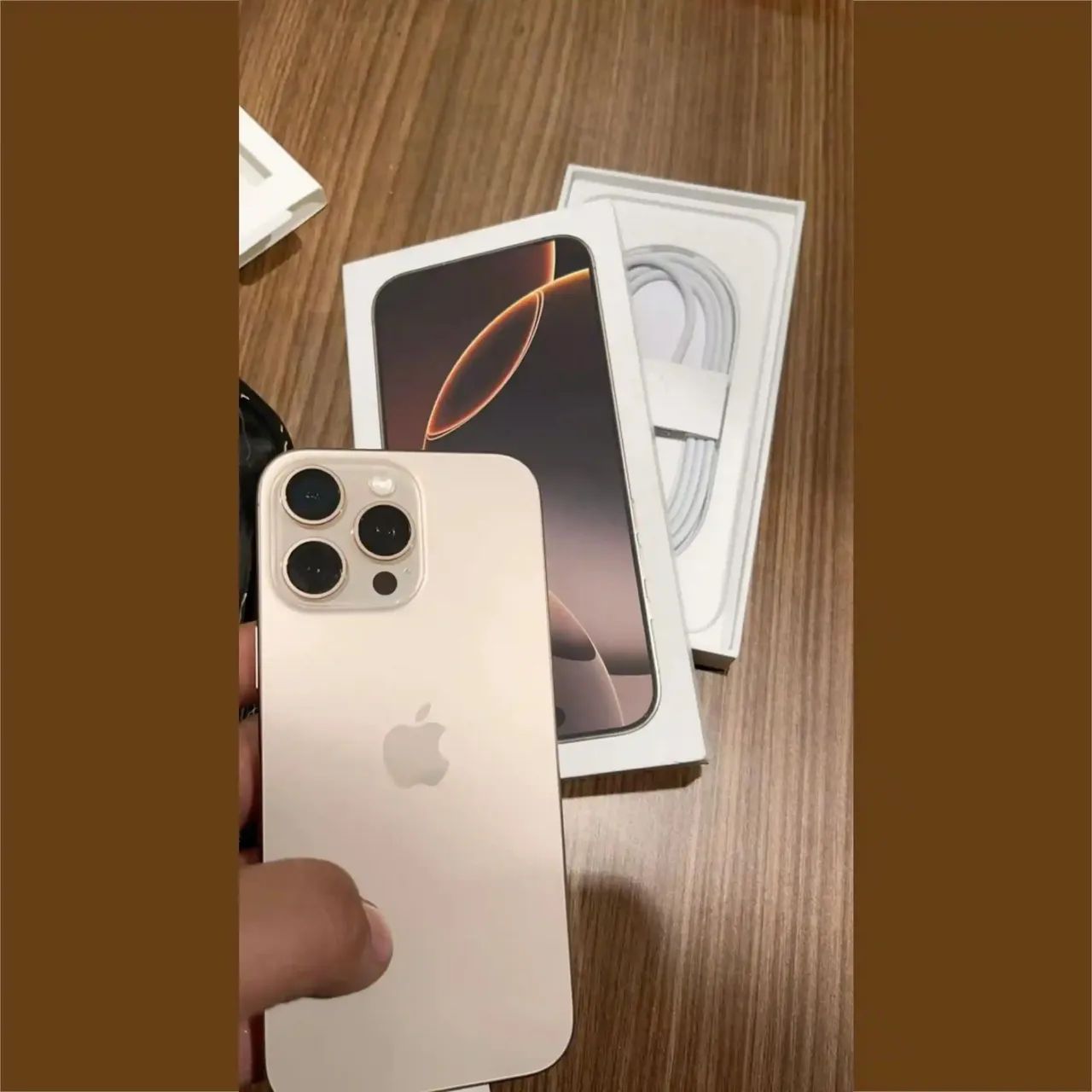 iPhone 16 Pro 128GB - Rosa/Gold Rose - Foto 3