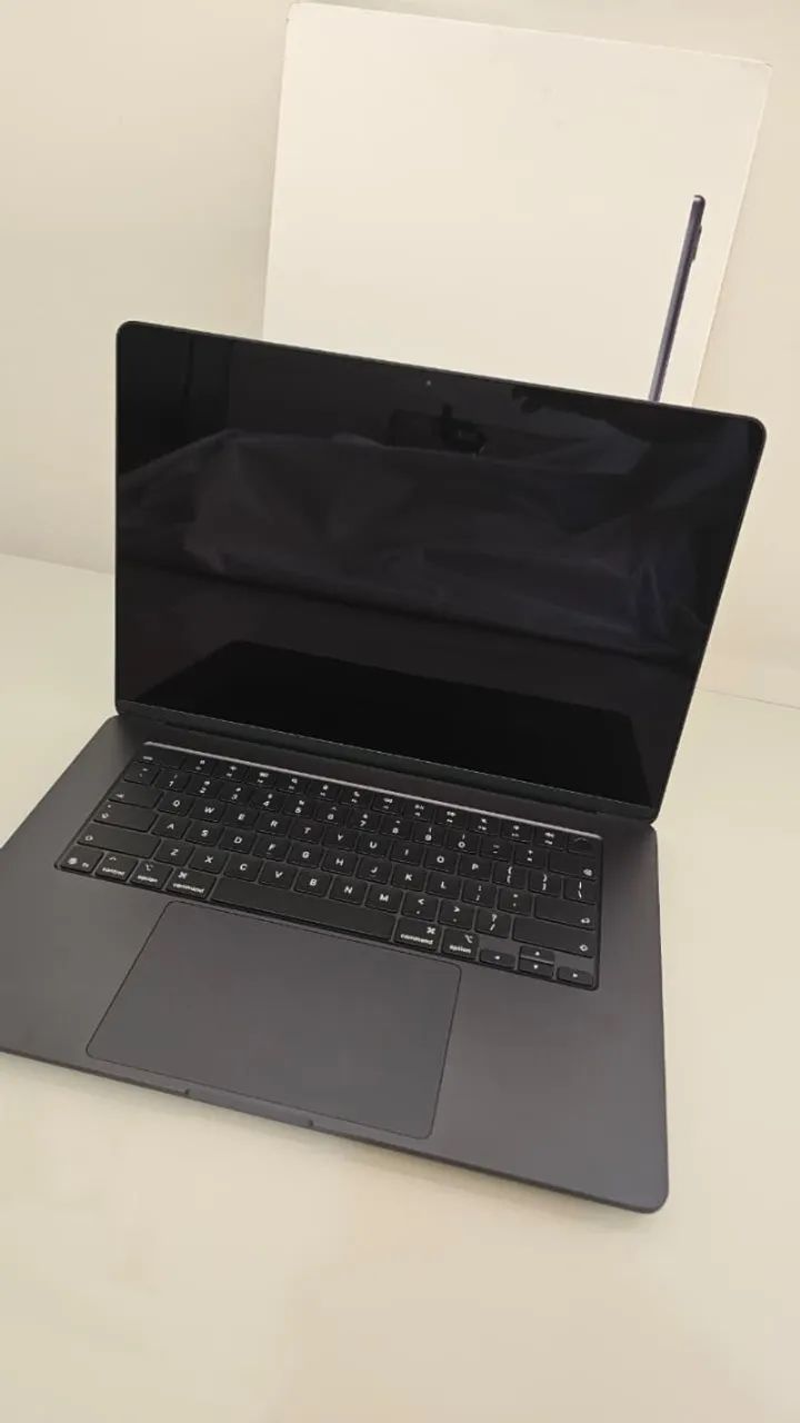 MacBook Air M5 2026 15" - Foto 2