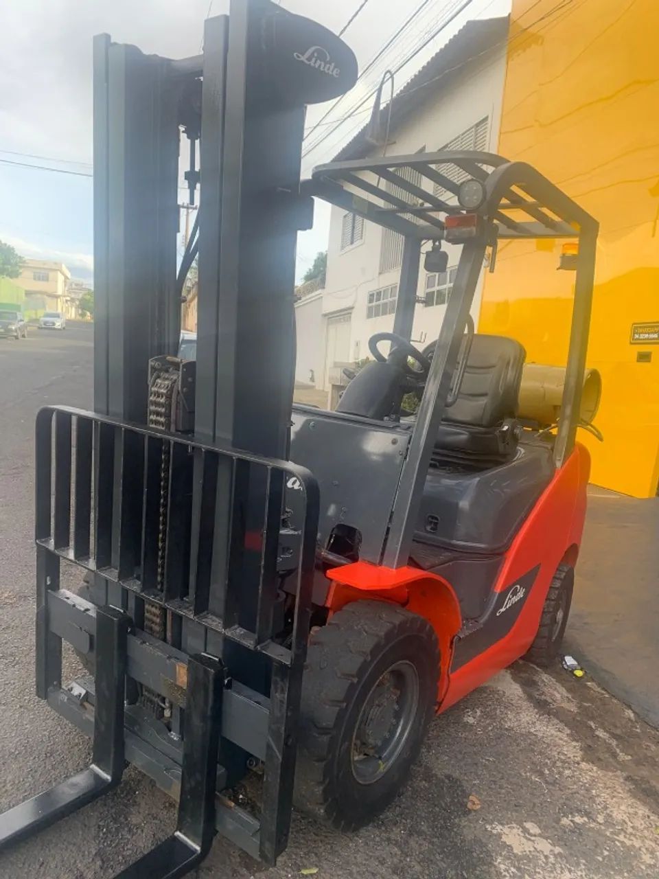 Empilhadeira GLP LINDE 2,5Ton Triplex (APENAS 1800HRS!!!) - Foto 6