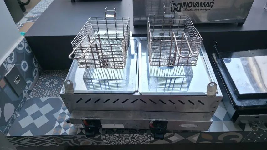 Fritadeira Gás Inox 2cubas 10L Itajobi  - Foto 2