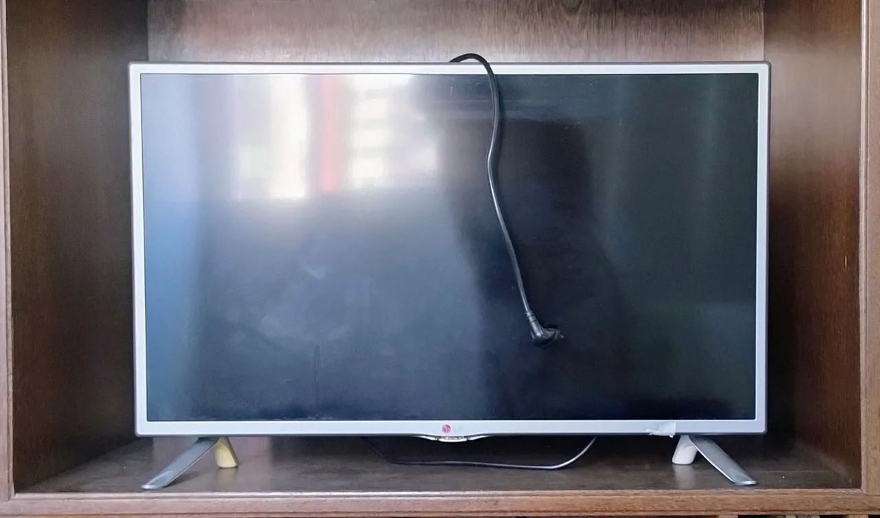 TV 32" LG