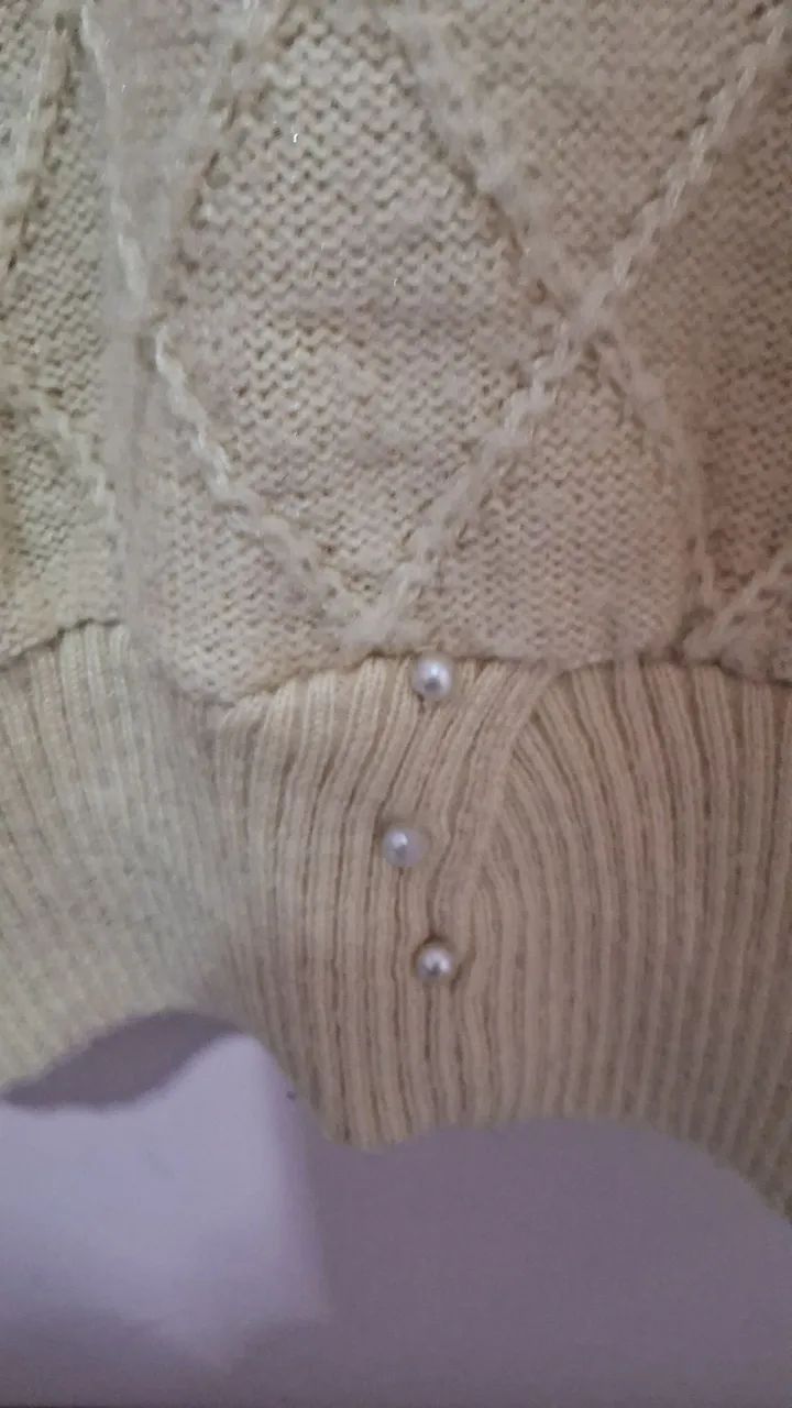 Blusa de lã amarela  - Foto 3