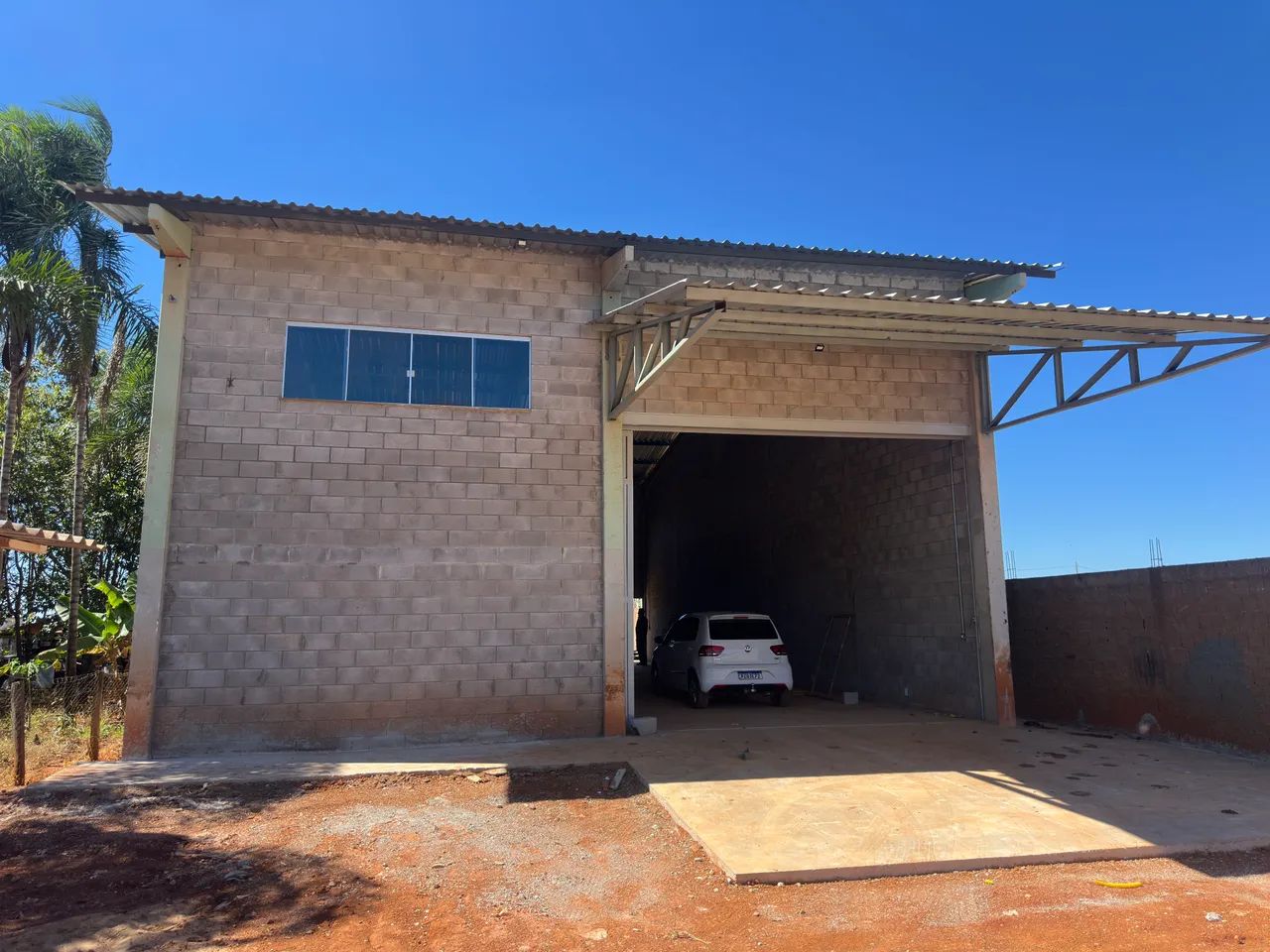 GALPÃO COMERCIAL DE 220M2 PARA LOCAÇÃO - 26 DE SETEMBRO - DF