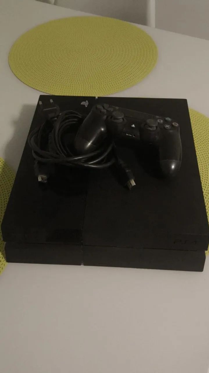 Vendo PS4 fat
