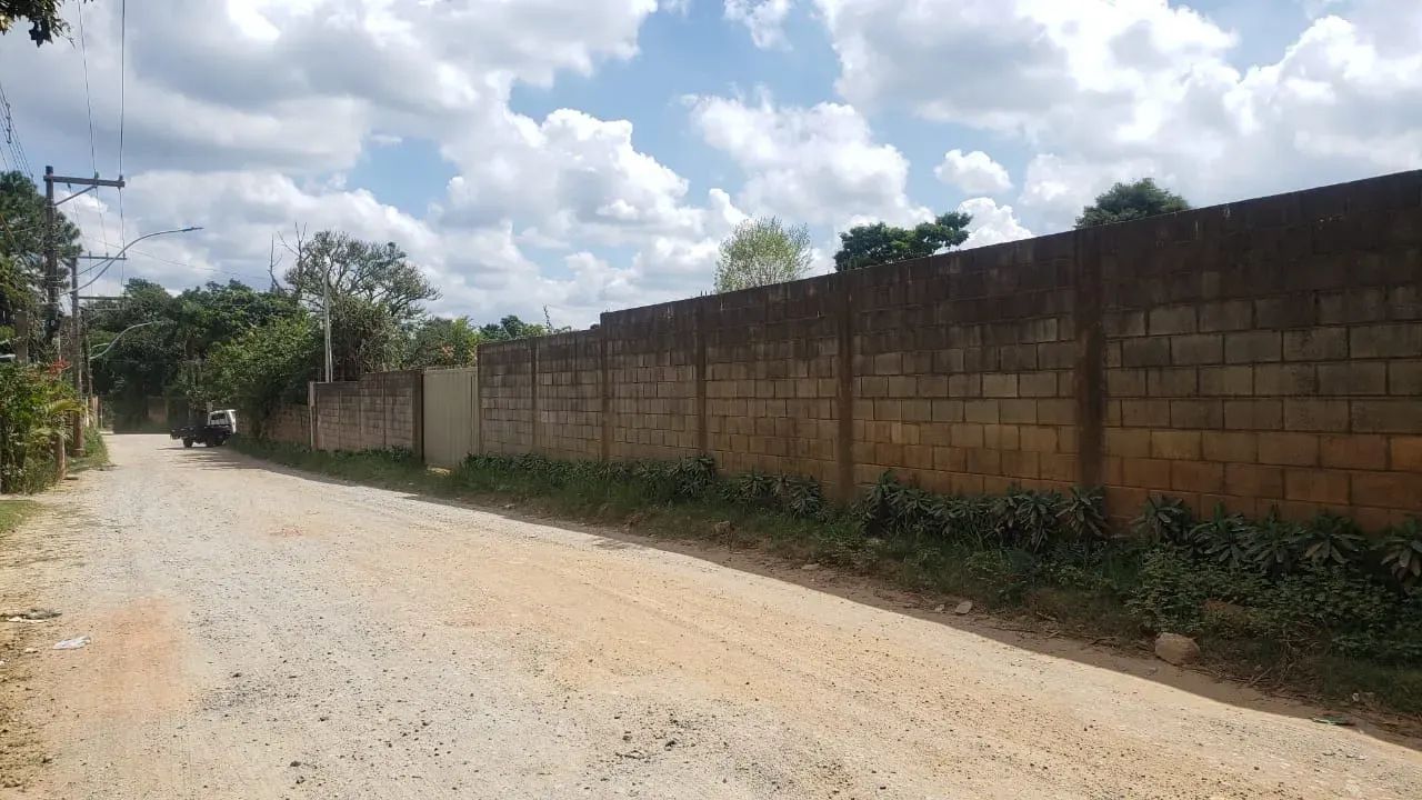Área comercial com 2100 metros quadrados - Itapevi - SP