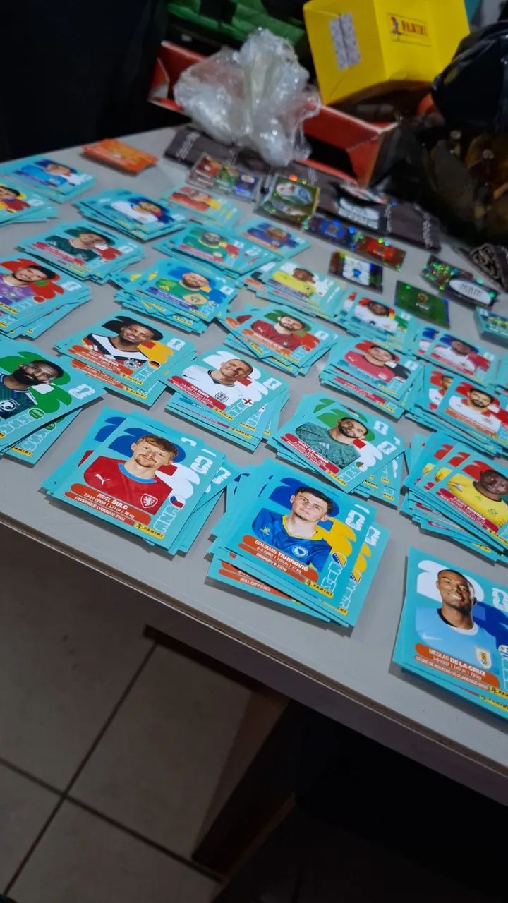 FIGURINHAS COPA 2026 - TUDO A R$ 1,00