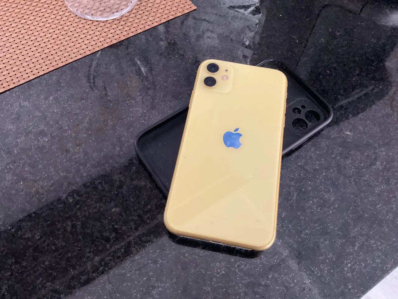 iPhone 11 - Foto 2
