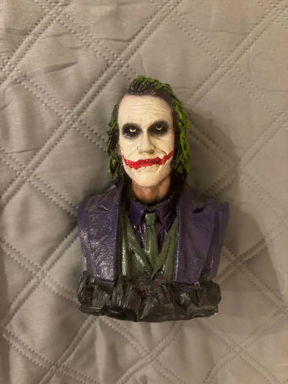 Estátua coringa  - Foto 2